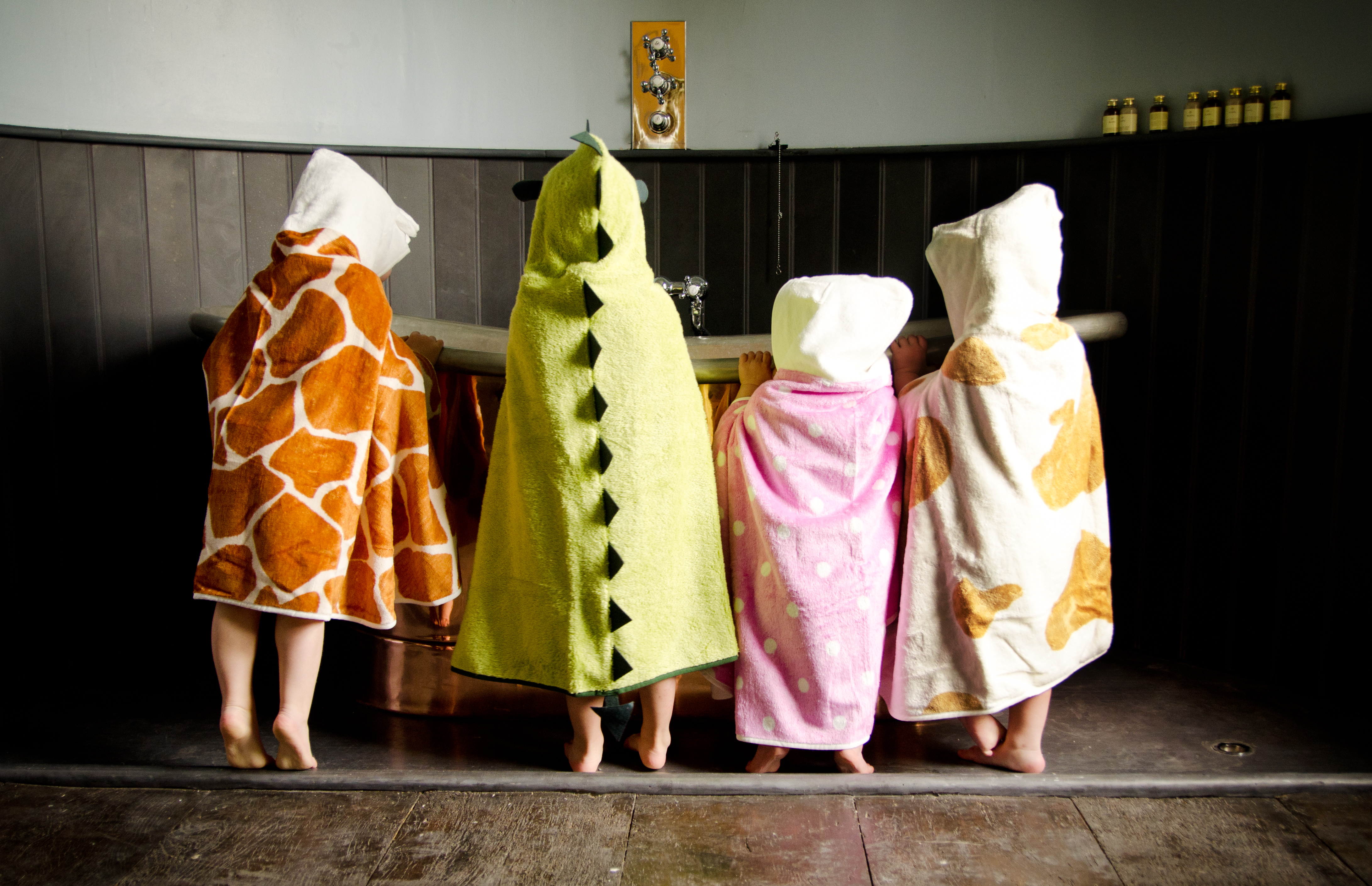 Cuddlebug by Cuddledry group copper bath